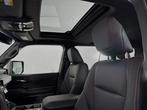 New 2027 Toyota Land Cruiser AWD/4WD image 32