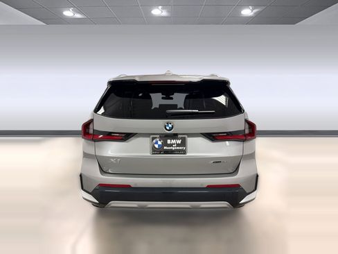 New 2026 BMW X1 xDrive28i w/ Convenience Package AWD/4WD image 9