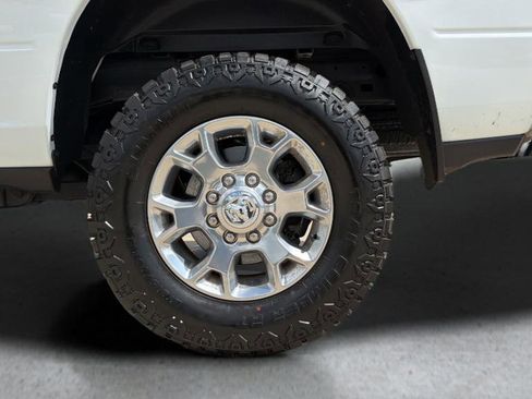 Used 2024 RAM 2500 Laramie image 28