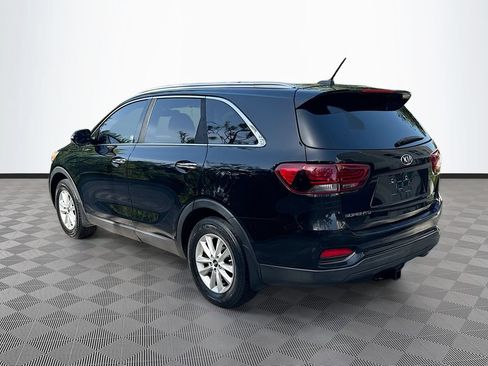 Used 2019 Kia Sorento FWD image 8