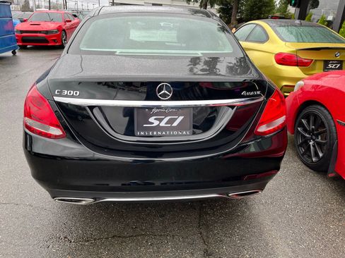 Used 2017 Mercedes-Benz C 300 4MATIC Sedan image 6