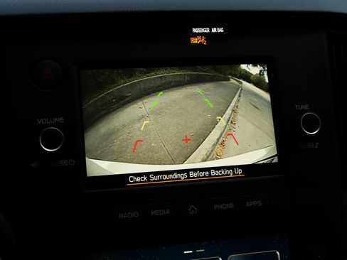 Used 2020 Subaru Outback image 30