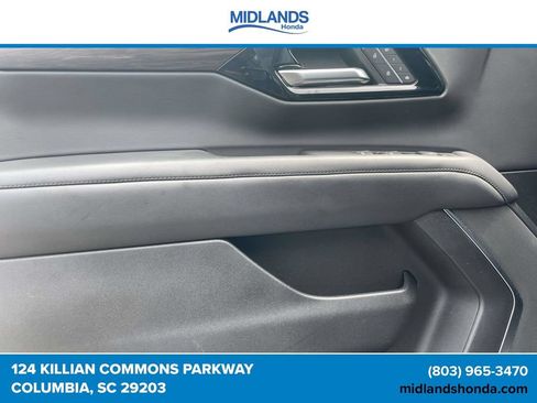 Used 2025 Chevrolet Tahoe LT AWD/4WD image 17