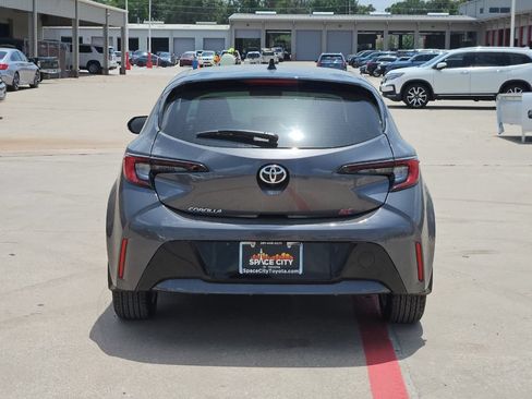 Certified 2026 Toyota Corolla SE FWD image 5