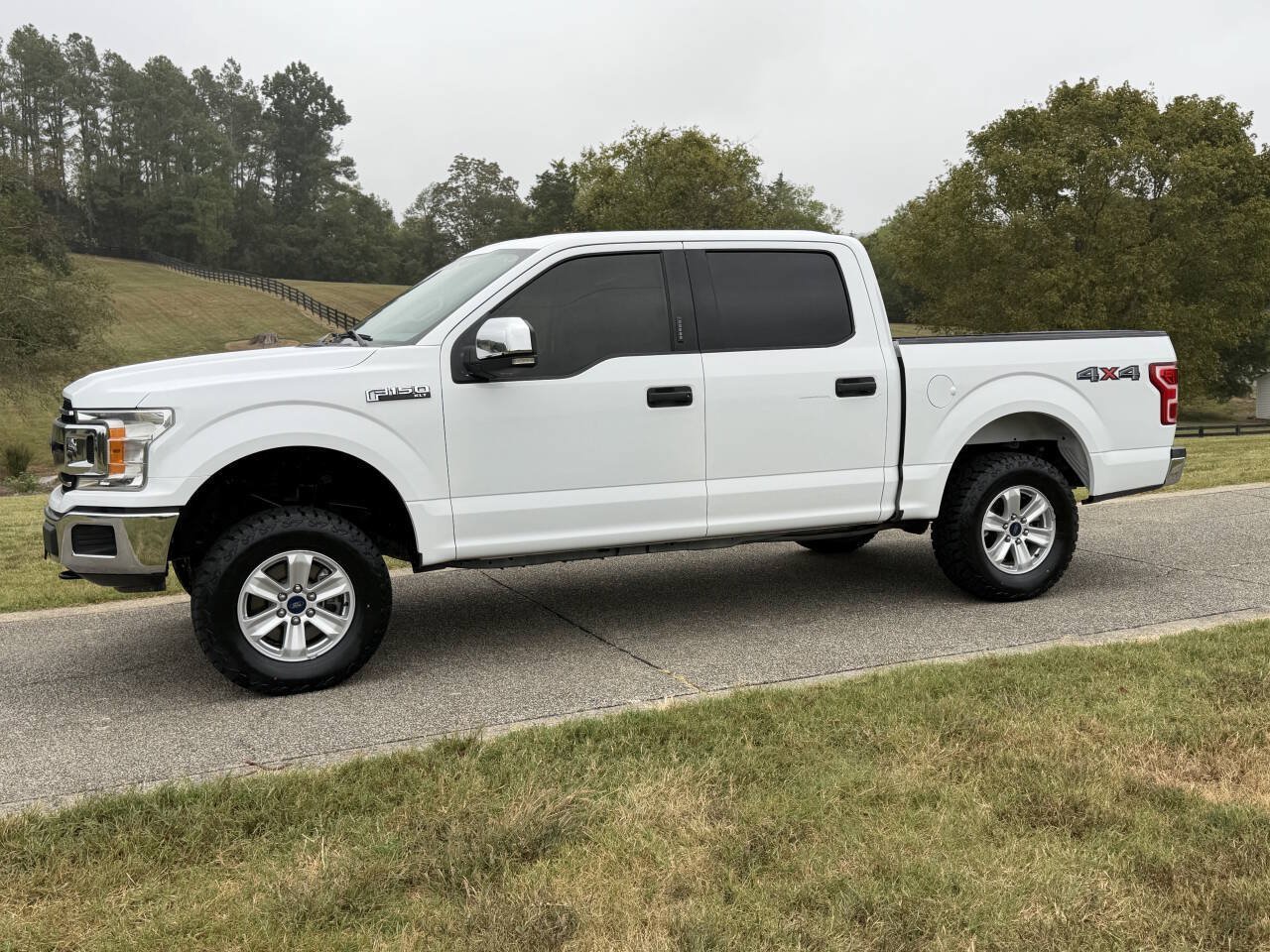 Used 2018 Ford F150 XLT w/ Equipment Group 301A Mid AWD/4WD image 4