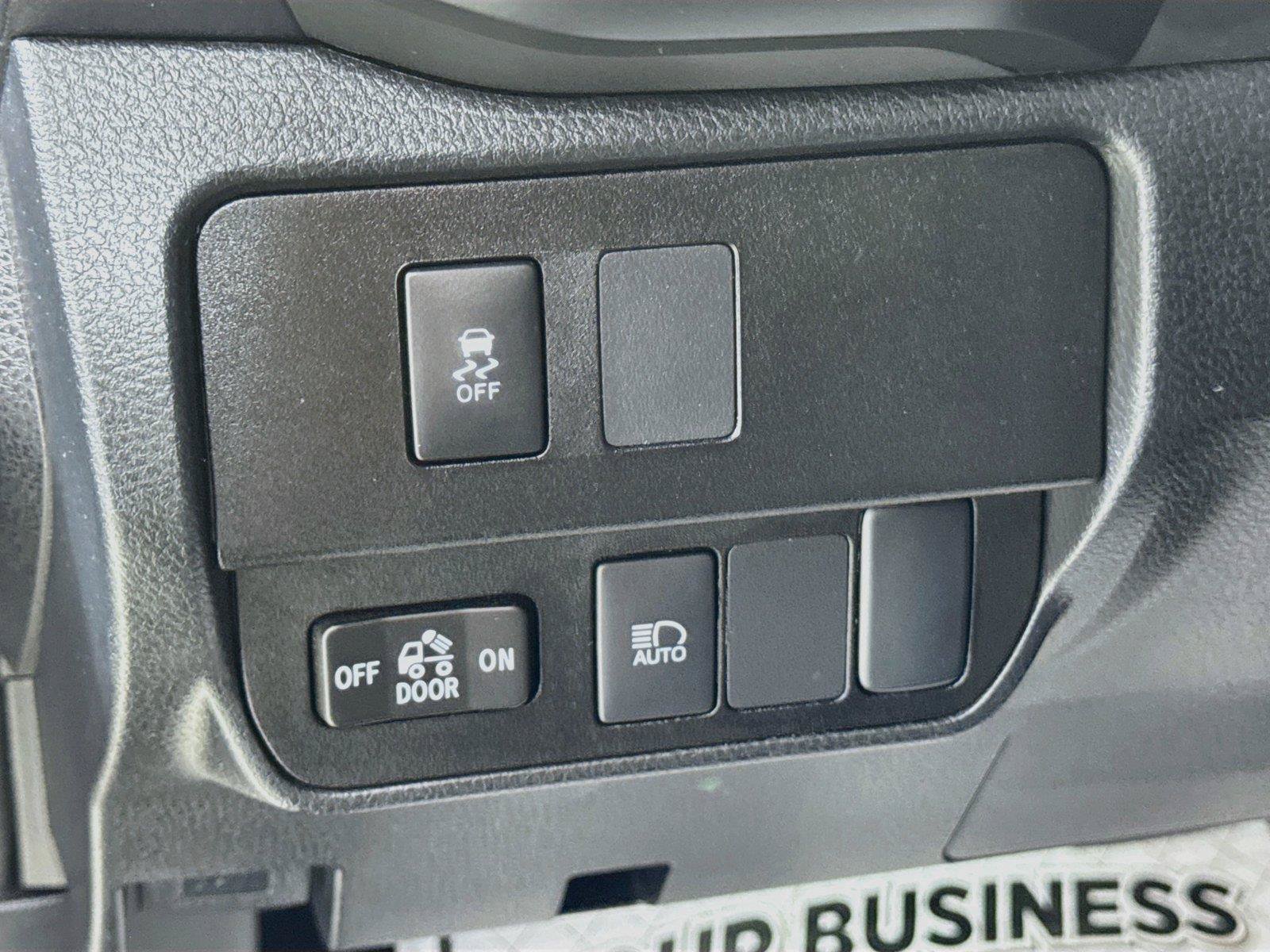 Used 2023 Toyota Tacoma SR AWD/4WD image 10