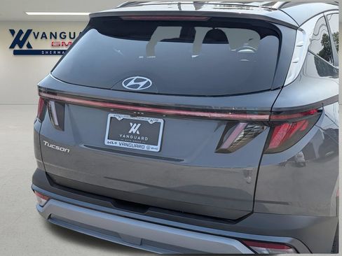 Used 2026 Hyundai Tucson SEL FWD image 8