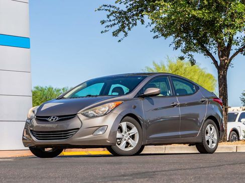 Used 2013 Hyundai Elantra GLS w/ Preferred Pkg image 1