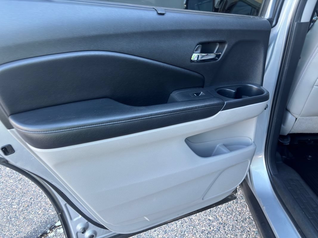 Used 2016 Honda Pilot Touring image 39