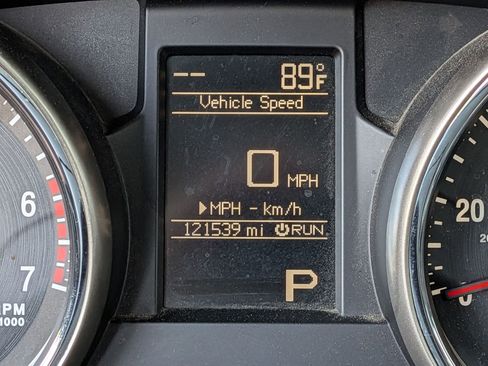 Used 2011 Jeep Grand Cherokee Laredo AWD/4WD image 18