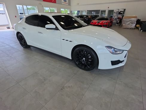 Used 2018 Maserati Ghibli S Q4 AWD/4WD image 5