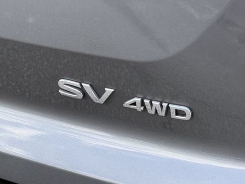 Used 2022 Nissan Pathfinder SV AWD/4WD image 3