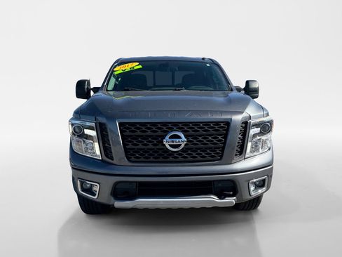 Used 2017 Nissan Titan PRO-4X image 8