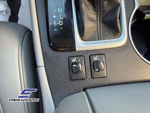 Used 2019 Toyota Highlander XLE image 42