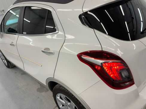 Used 2019 Buick Encore Essence w/ Experience Buick Package FWD image 22