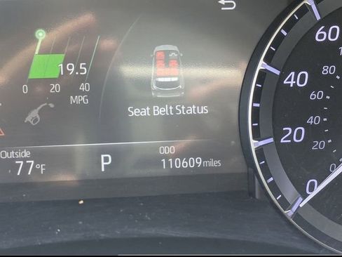 Used 2020 Toyota Highlander Limited FWD image 33