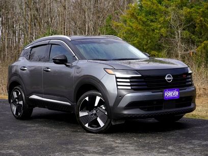 Used 2025 Nissan Kicks SR