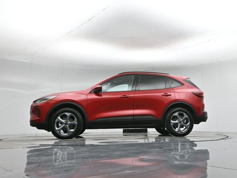 Used 2025 Ford Escape ST-Line Select image 57