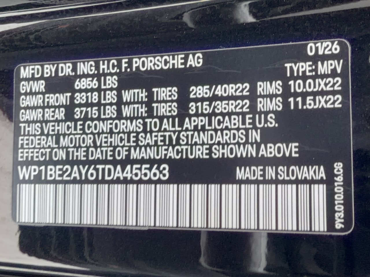 Certified 2026 Porsche Cayenne E-Hybrid Coupe AWD/4WD image 32