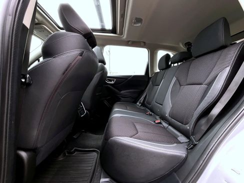 Used 2021 Subaru Forester Premium image 20