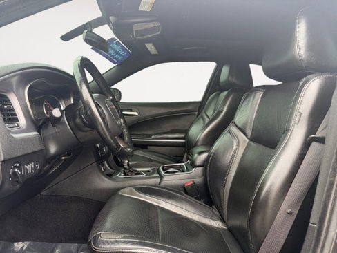 Used 2021 Dodge Charger SXT w/ Leather Interior Group image 2