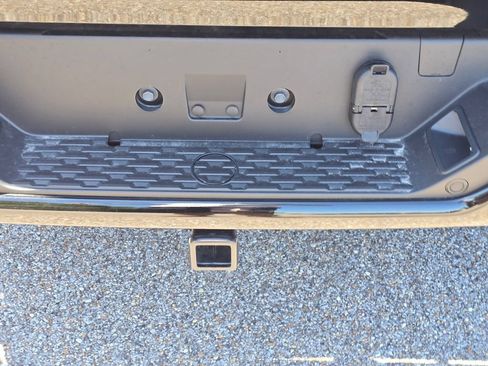 New 2026 RAM 1500 Laramie w/ Night Edition AWD/4WD image 8