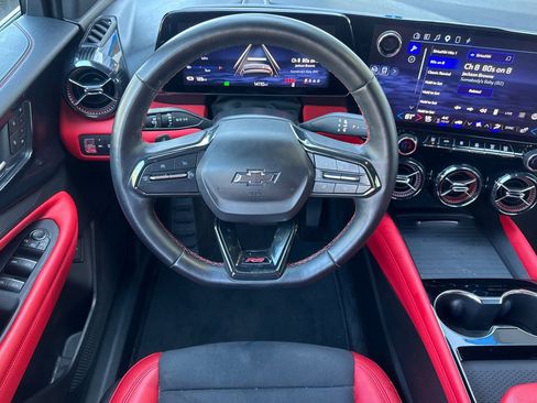 Used 2024 Chevrolet Blazer EV RS AWD/4WD image 17