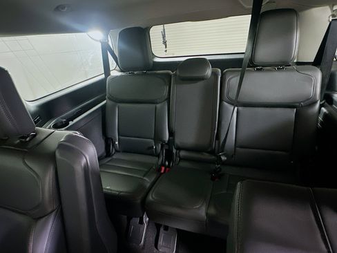 Used 2025 Ford Expedition Max Active AWD/4WD image 29