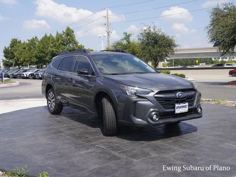 Certified 2025 Subaru Outback Premium image 7