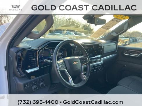 Used 2023 Chevrolet Silverado 1500 LT image 14