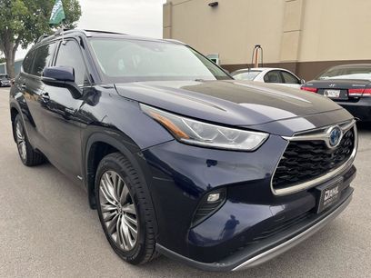 Used 2021 Toyota Highlander Platinum