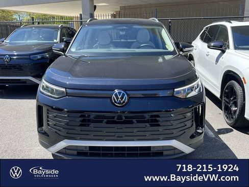 New 2026 Volkswagen Tiguan SE AWD/4WD image 7