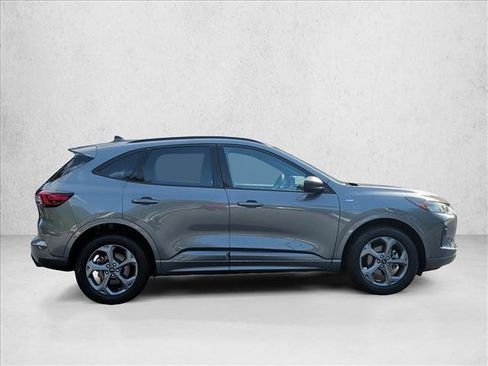 Used 2023 Ford Escape ST-Line AWD/4WD image 4