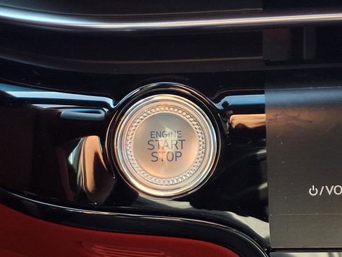 New 2025 Genesis G80 2.5T Sport Prestige image 11