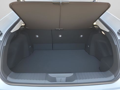 New 2026 Toyota Prius LE FWD image 26