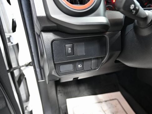 Used 2022 Toyota Tacoma SR image 25