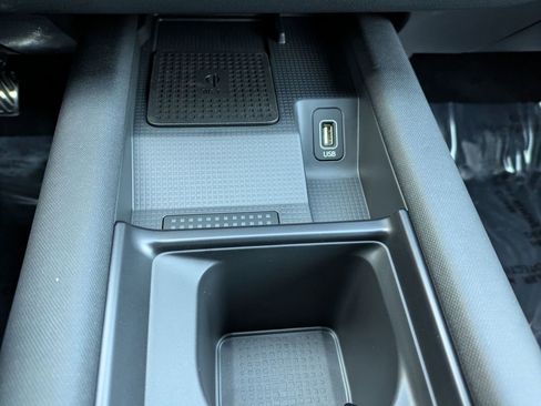 New 2025 Hyundai Ioniq 6 Limited image 25