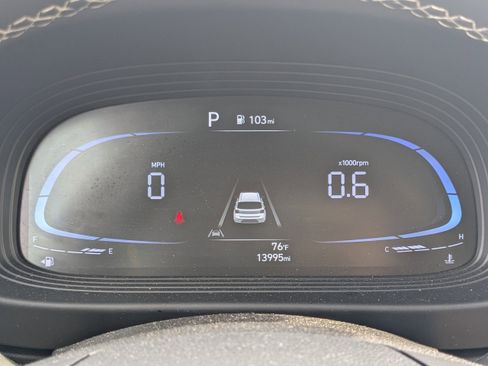 Certified 2024 Hyundai Venue Limited image 28