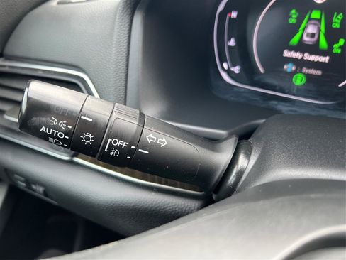 Used 2020 Honda Accord EX image 29