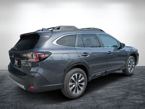 Used 2023 Subaru Outback Limited AWD/4WD image 3