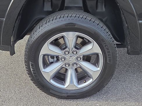 Used 2020 RAM 1500 Limited image 7