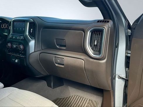 Used 2022 Chevrolet Silverado 1500 LT w/ Safety Package image 28