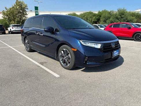 Used 2022 Honda Odyssey Elite image 7