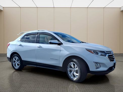 Used 2021 Chevrolet Equinox Premier image 20