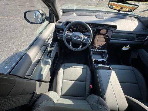 New 2026 GMC Terrain AT4 w/ Technology Package II image 38