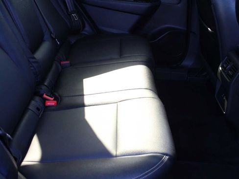 Used 2023 Nissan Rogue SV FWD image 21