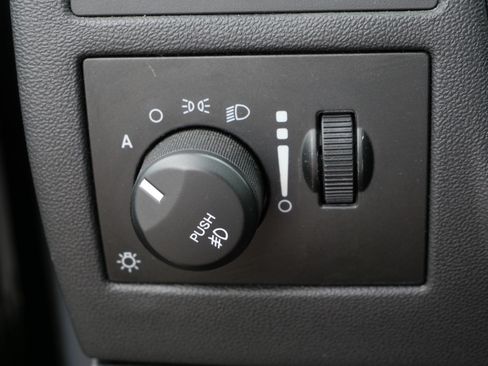 Used 2008 Dodge Challenger SRT8 RWD image 26