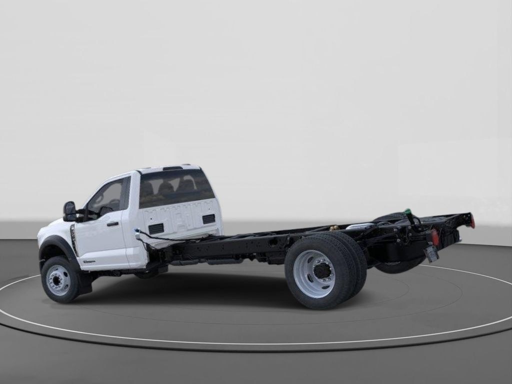 New 2026 Ford F550 Luxury RWD image 4