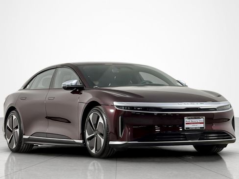 Used 2025 Lucid Air Grand Touring image 7