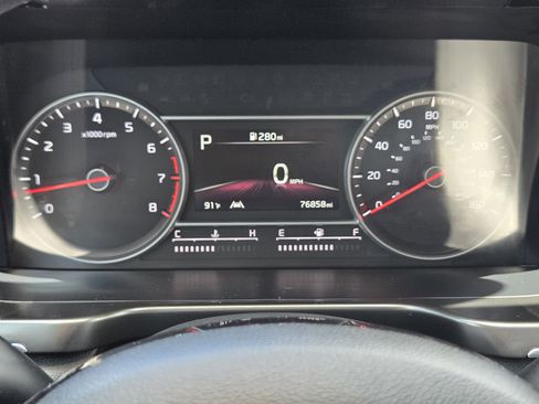 Used 2023 Kia Sorento LX FWD image 16